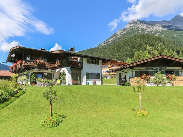 Ferienwohnungen Margit Wurzenrainer